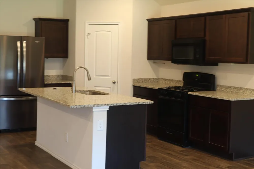 724 Adler Way San Marcos, TX 78666