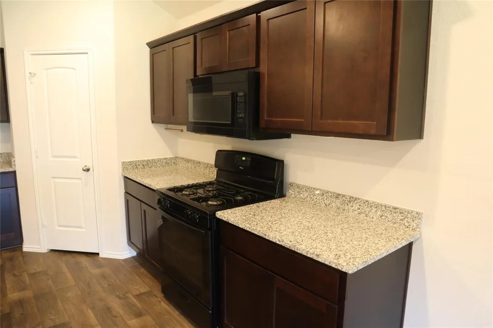 724 Adler Way San Marcos, TX 78666