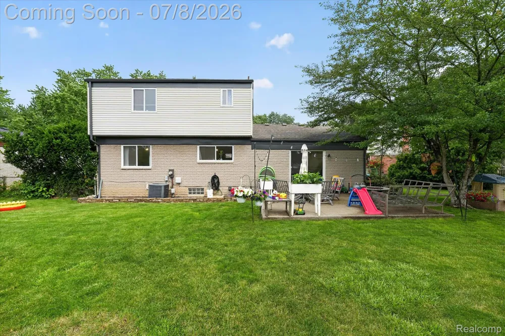 53962 Kirk Court New Baltimore City, MI 48047