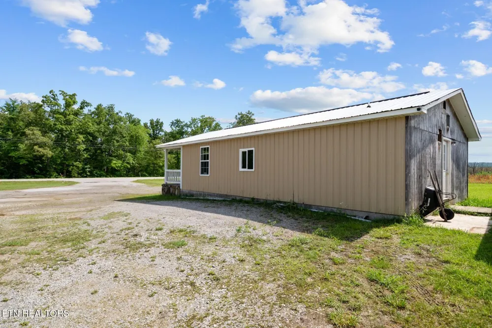 1424 Bellview Rd Pikeville, TN 37367