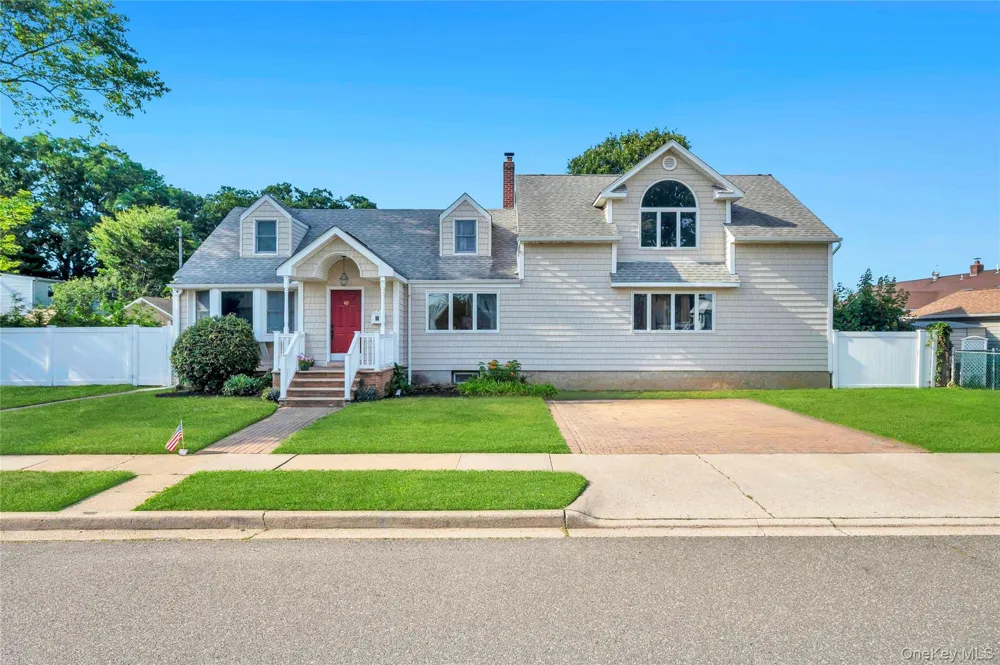 40 Columbia Street Bethpage, NY 11714
