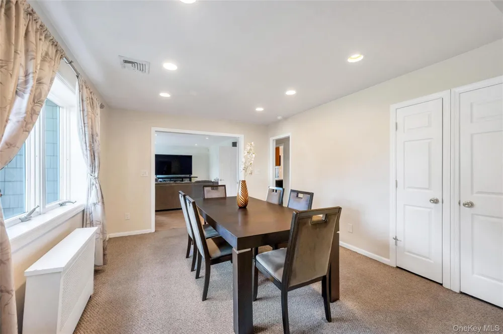 40 Columbia Street Bethpage, NY 11714
