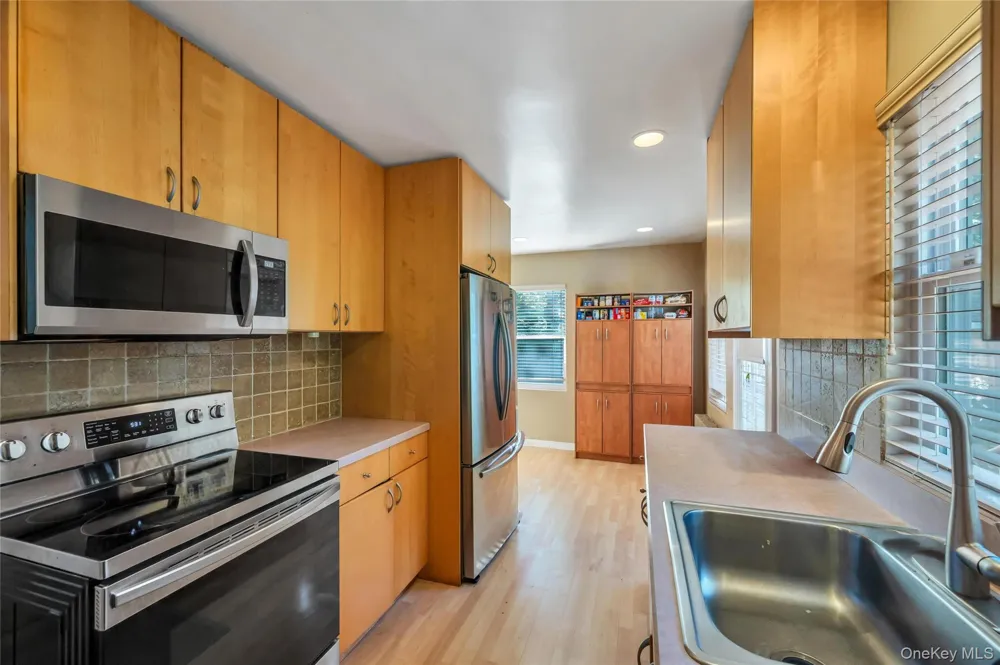 40 Columbia Street Bethpage, NY 11714