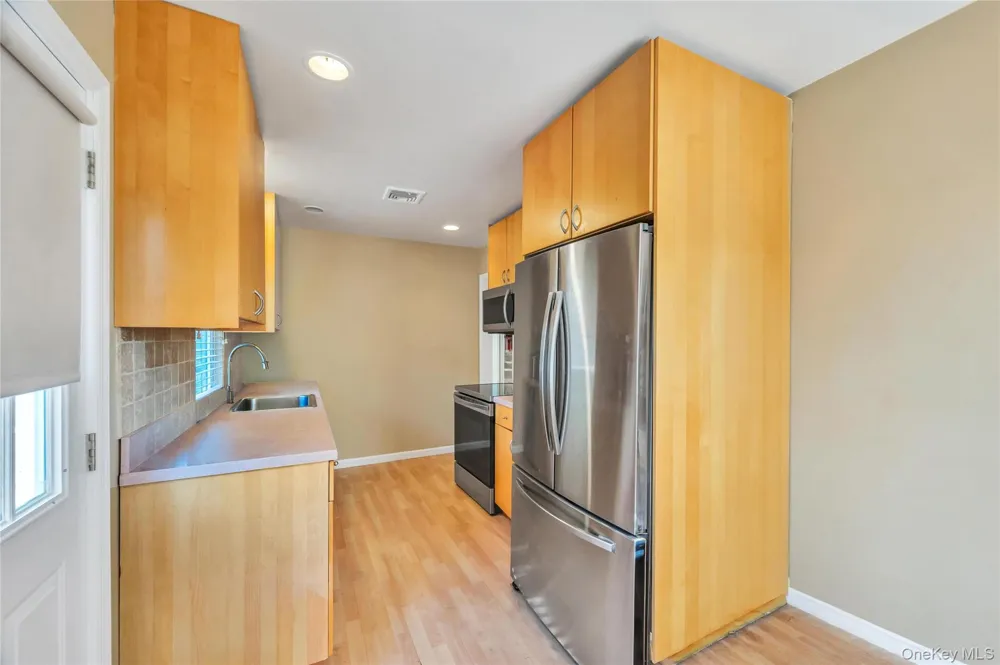 40 Columbia Street Bethpage, NY 11714