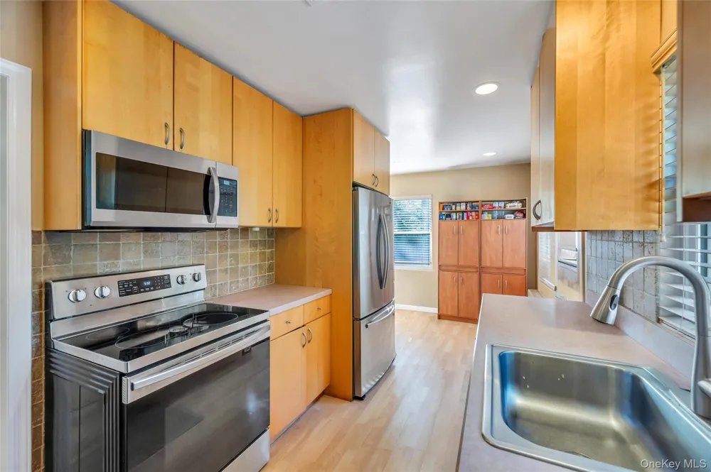 40 Columbia Street Bethpage, NY 11714