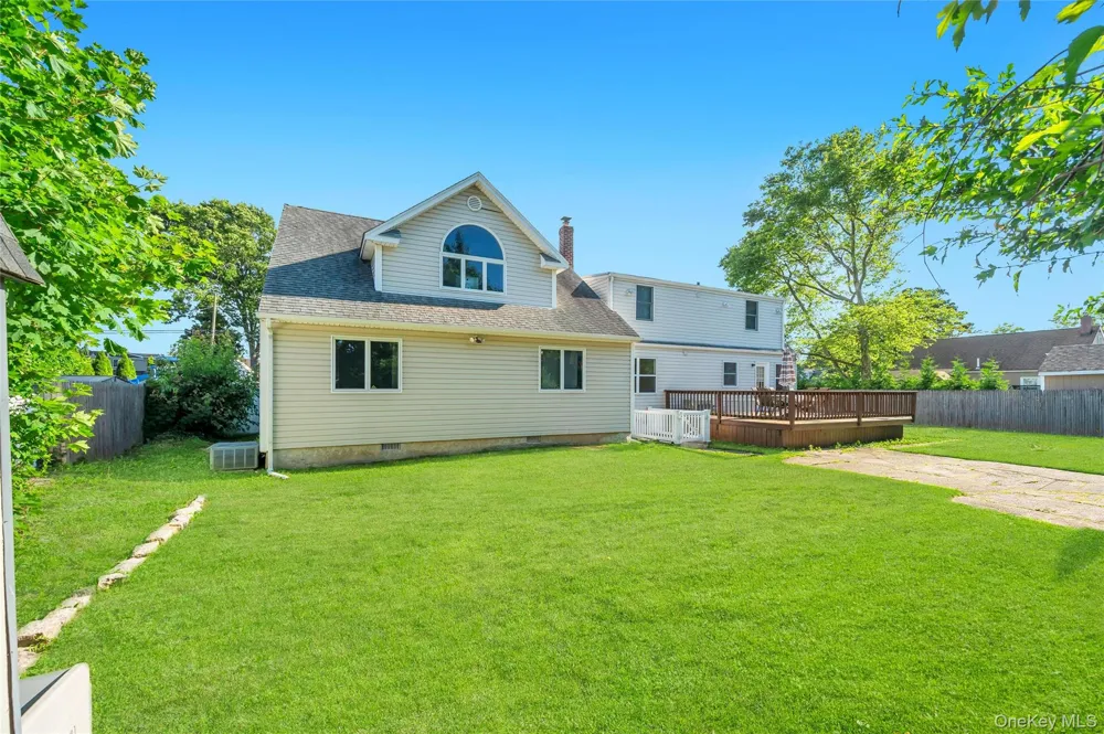 40 Columbia Street Bethpage, NY 11714