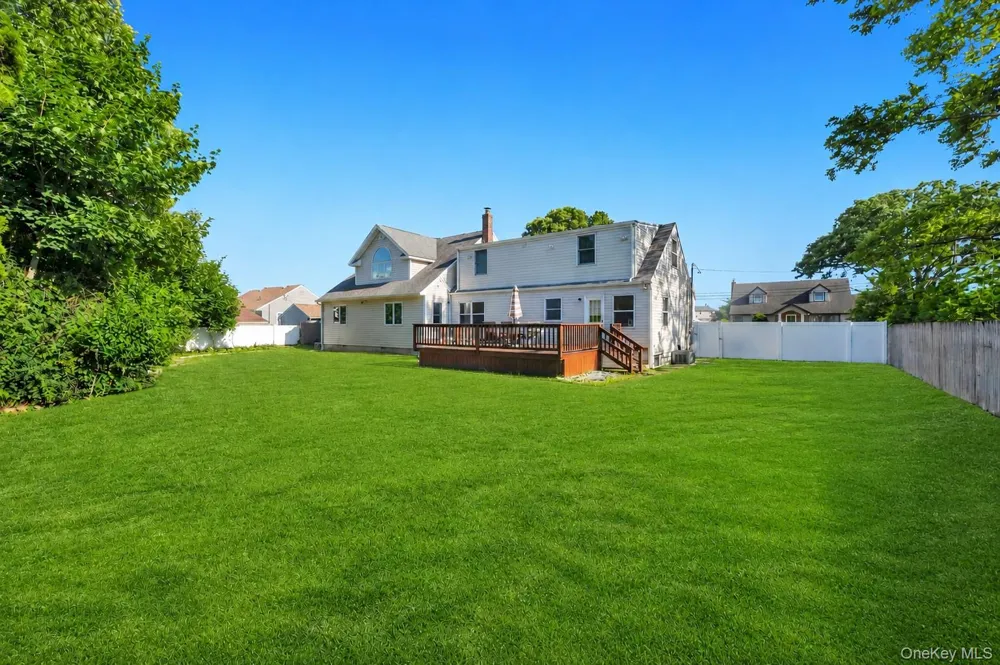 40 Columbia Street Bethpage, NY 11714