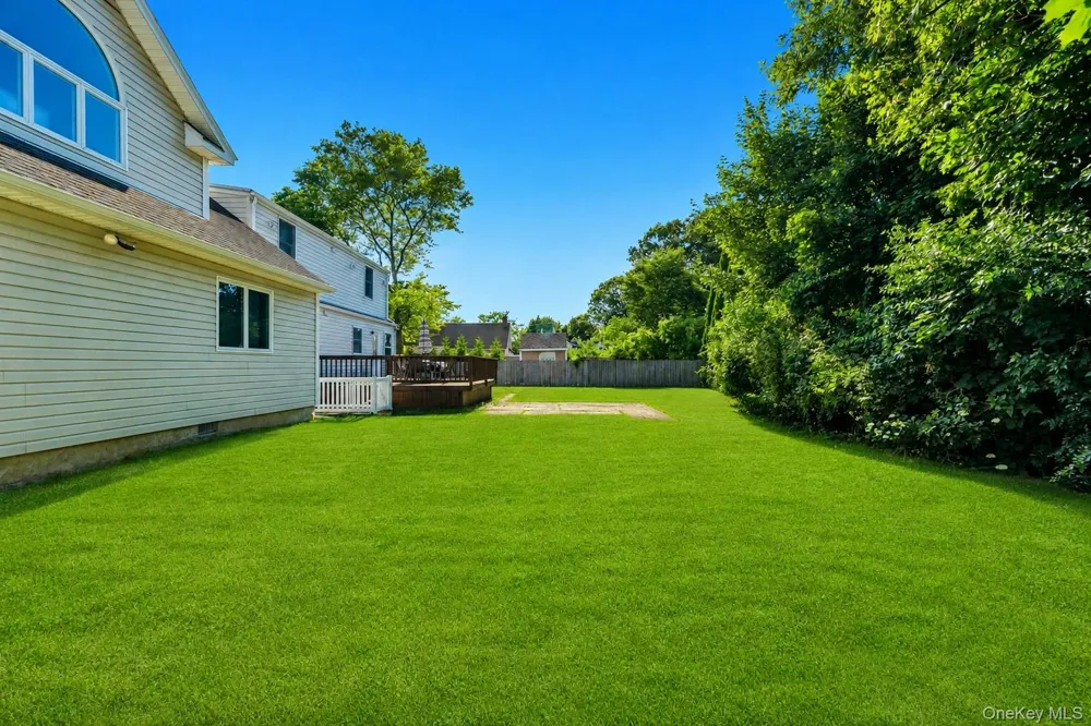 40 Columbia Street Bethpage, NY 11714