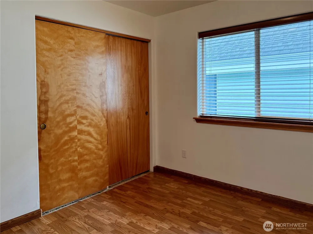 137 Canal Drive NE Ocean Shores, WA 98569