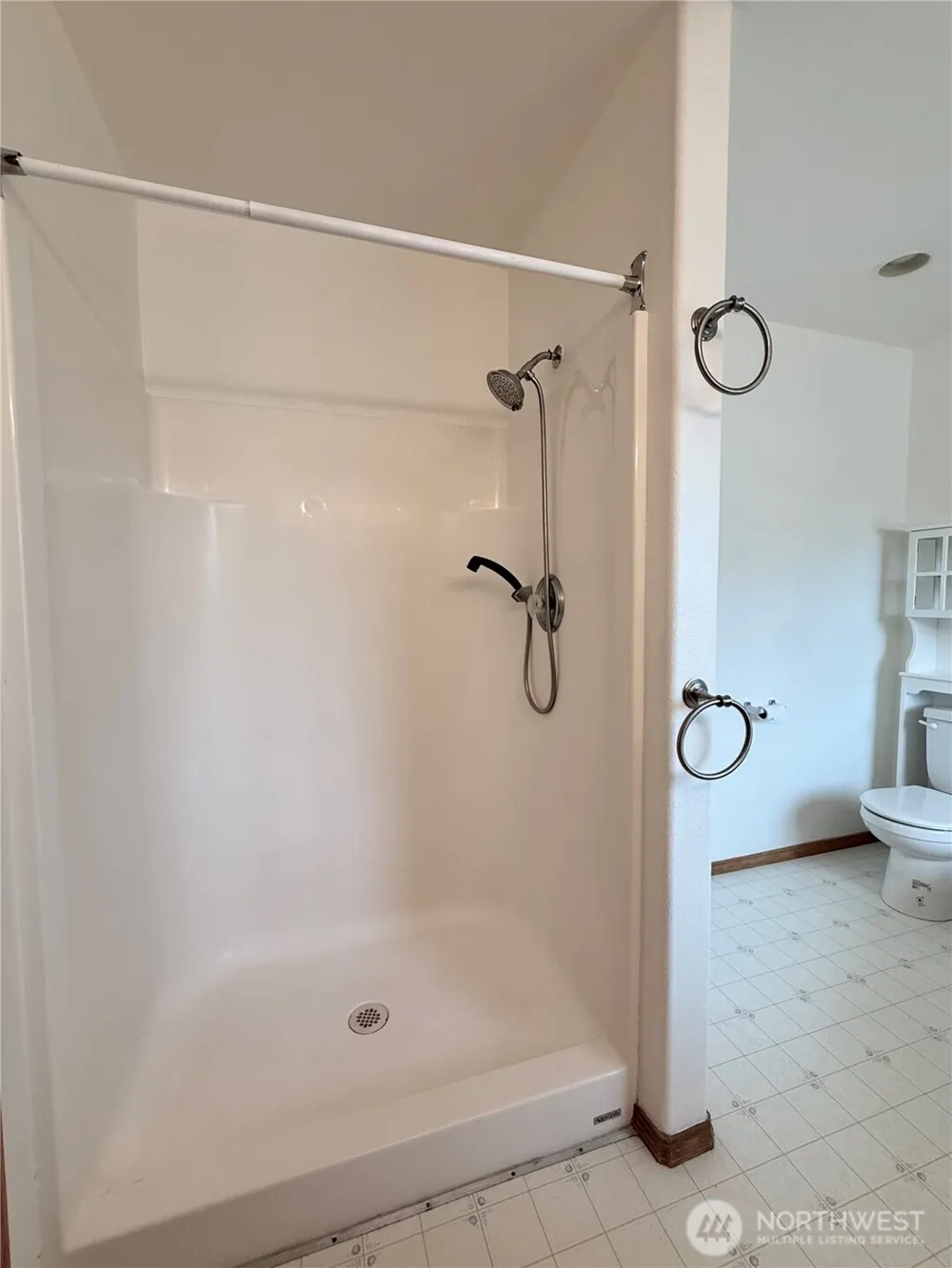 137 Canal Drive NE Ocean Shores, WA 98569