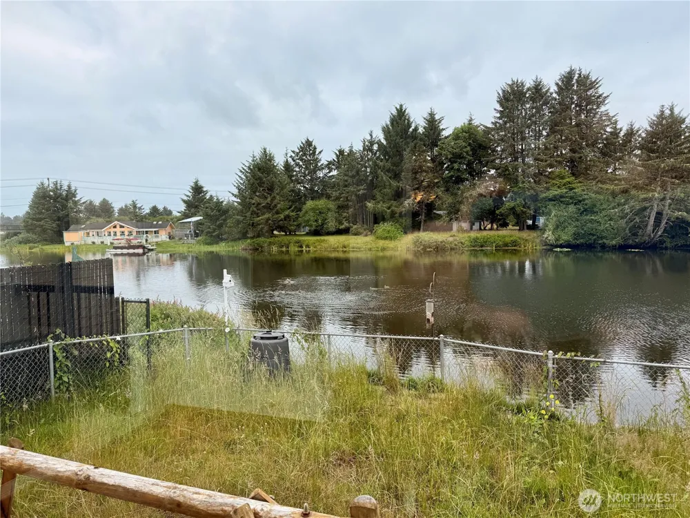 137 Canal Drive NE Ocean Shores, WA 98569