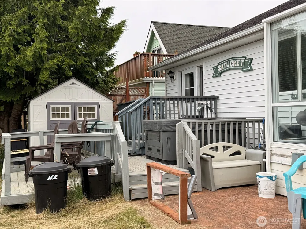 137 Canal Drive NE Ocean Shores, WA 98569
