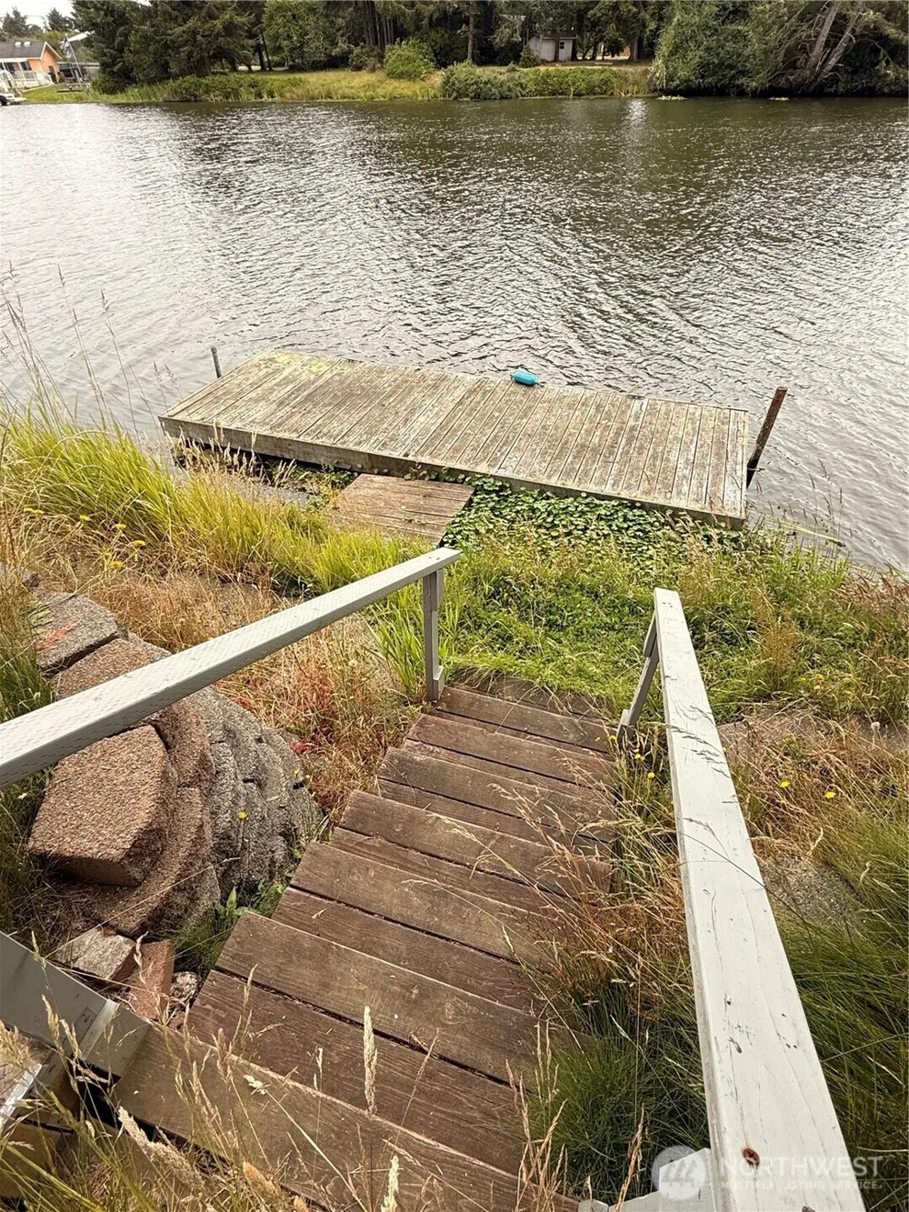 137 Canal Drive NE Ocean Shores, WA 98569