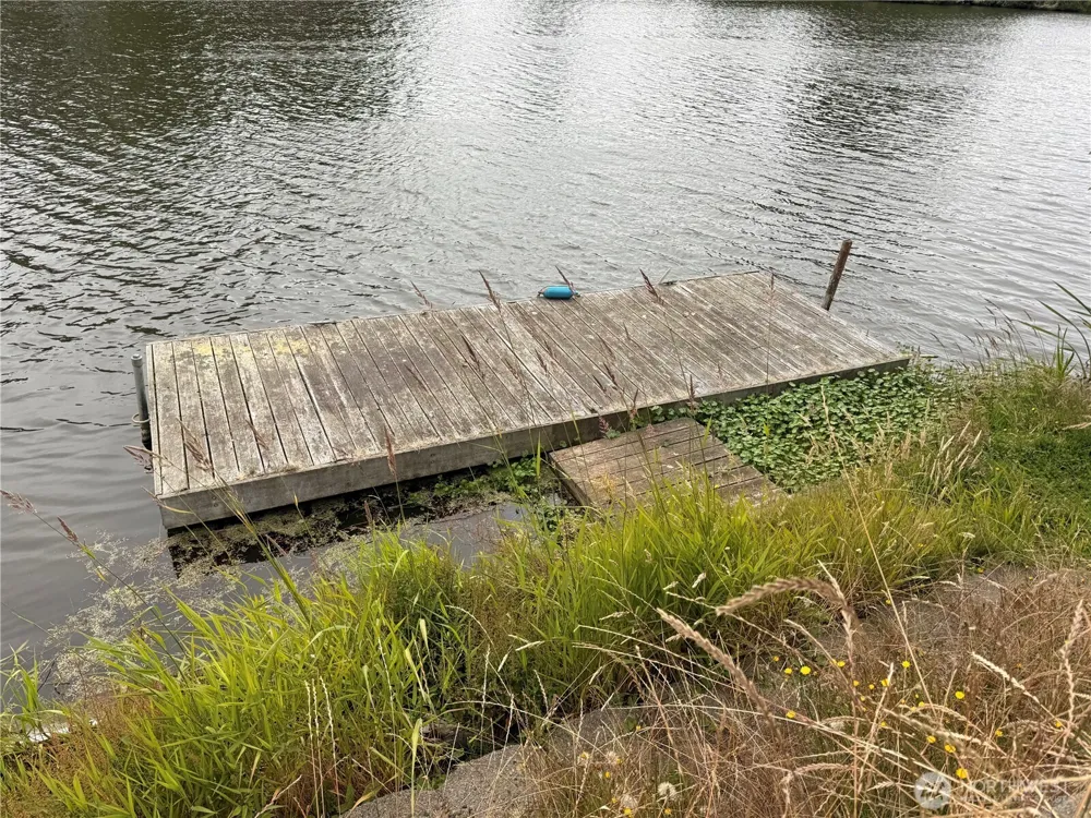 137 Canal Drive NE Ocean Shores, WA 98569