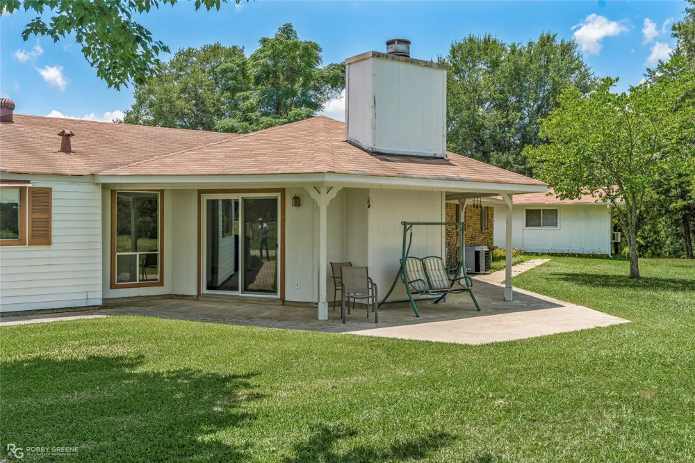 1241 Country Club Circle Minden, LA 71055