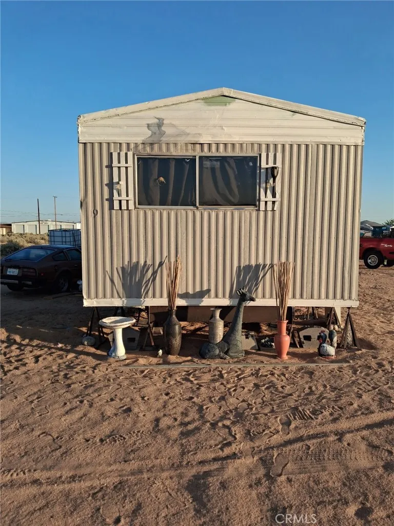 37347 Mulberry Road Hinkley, CA 92347