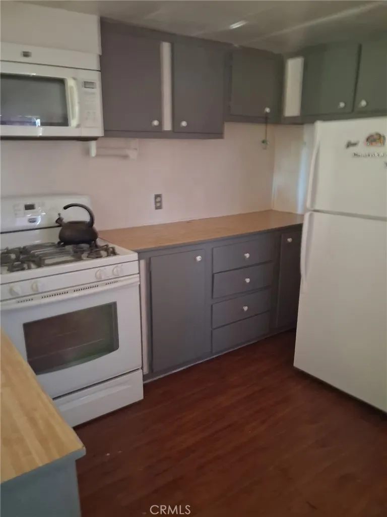 37347 Mulberry Road Hinkley, CA 92347