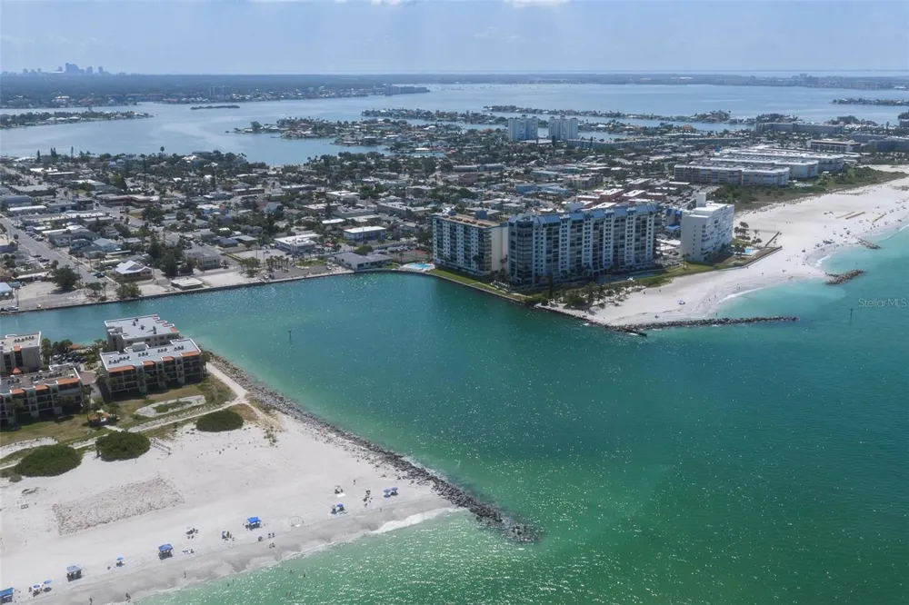 7151 SUNSET WAY #3 St Pete Beach, FL 33706