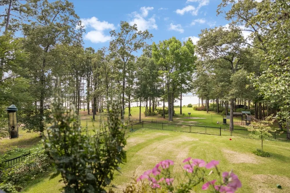 15722 Timberhill Drive Flint, TX 75762
