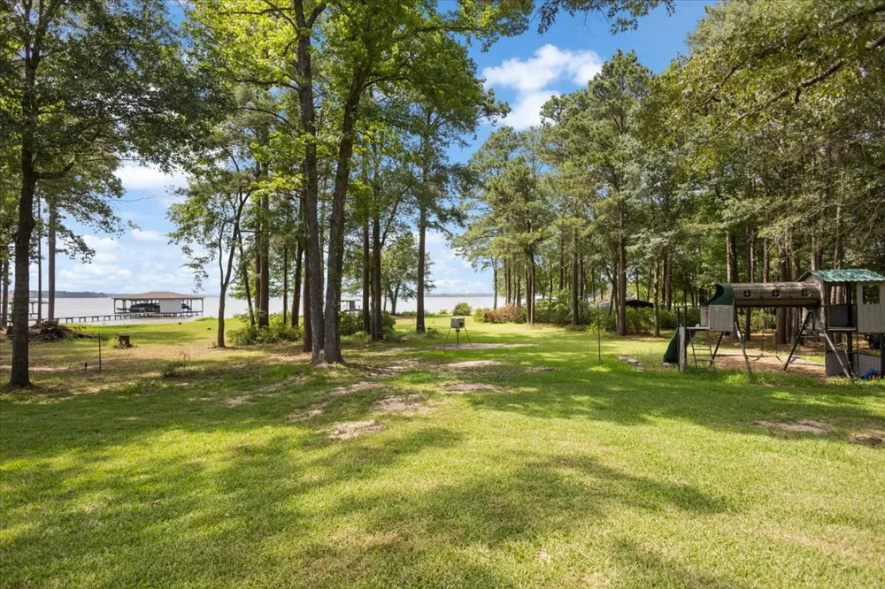 15722 Timberhill Drive Flint, TX 75762