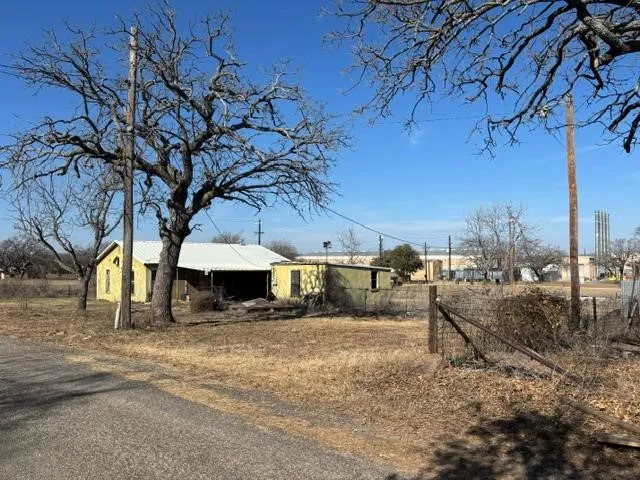 501 E 19th Street Cisco, TX 76437