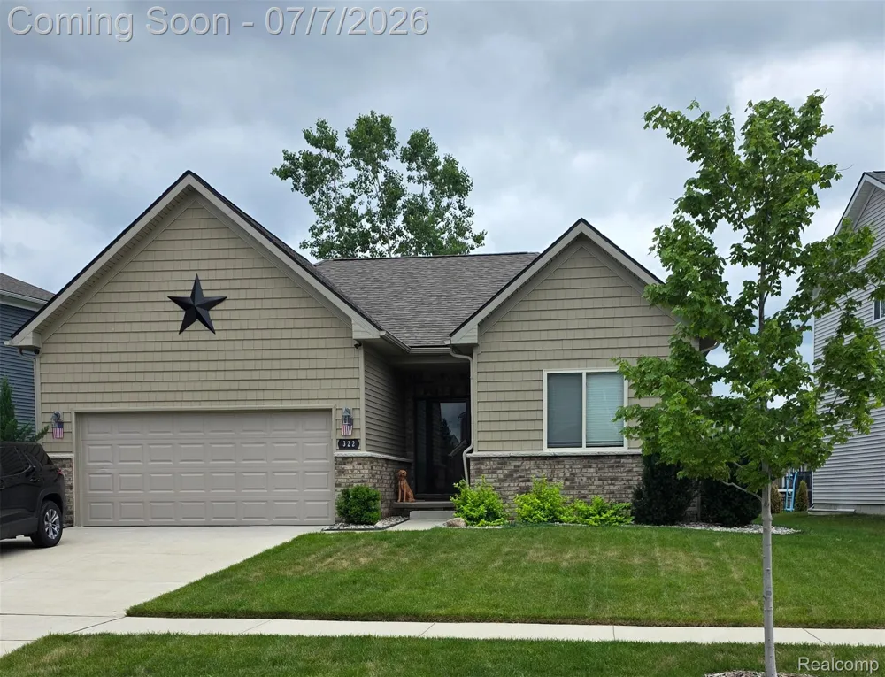322 Hidden River E Holly Township, MI 48442