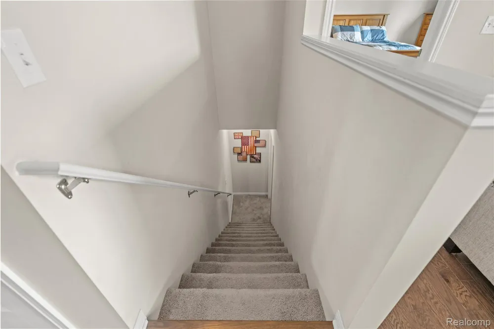 322 Hidden River E Holly Township, MI 48442