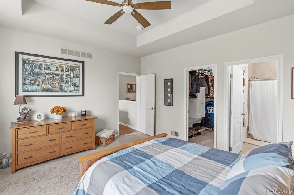 322 Hidden River E Holly Township, MI 48442