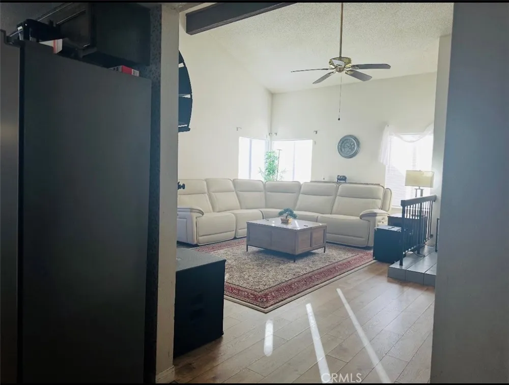 3017 Pepper Highland, CA 92346