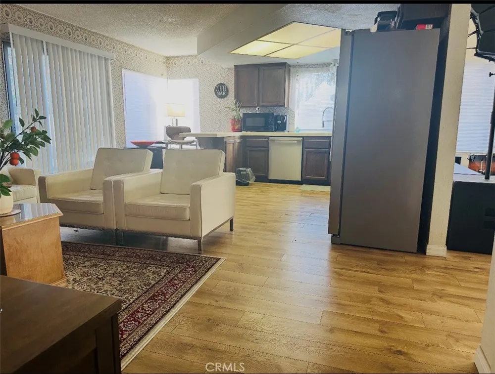 3017 Pepper Highland, CA 92346