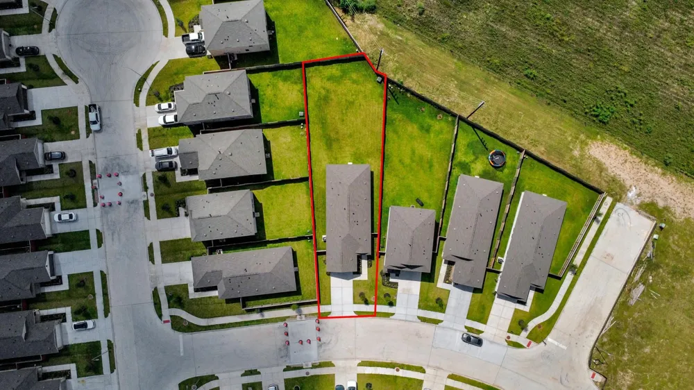 10411 Birds Nest Drive Beasley, TX 77417