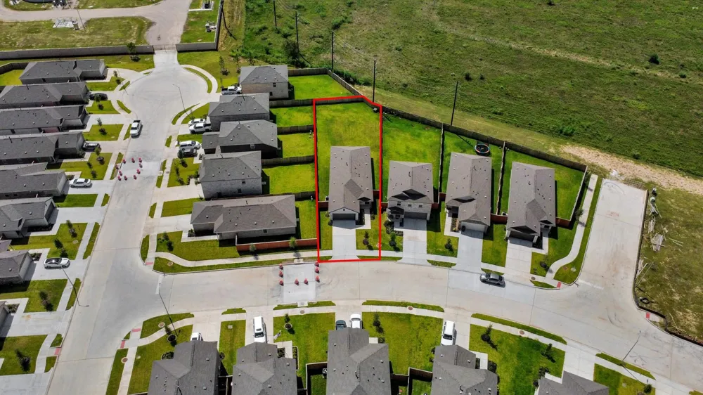 10411 Birds Nest Drive Beasley, TX 77417