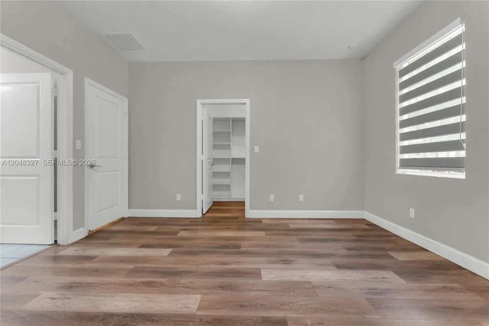 4040 NW 11th St Lauderhill, FL 33313