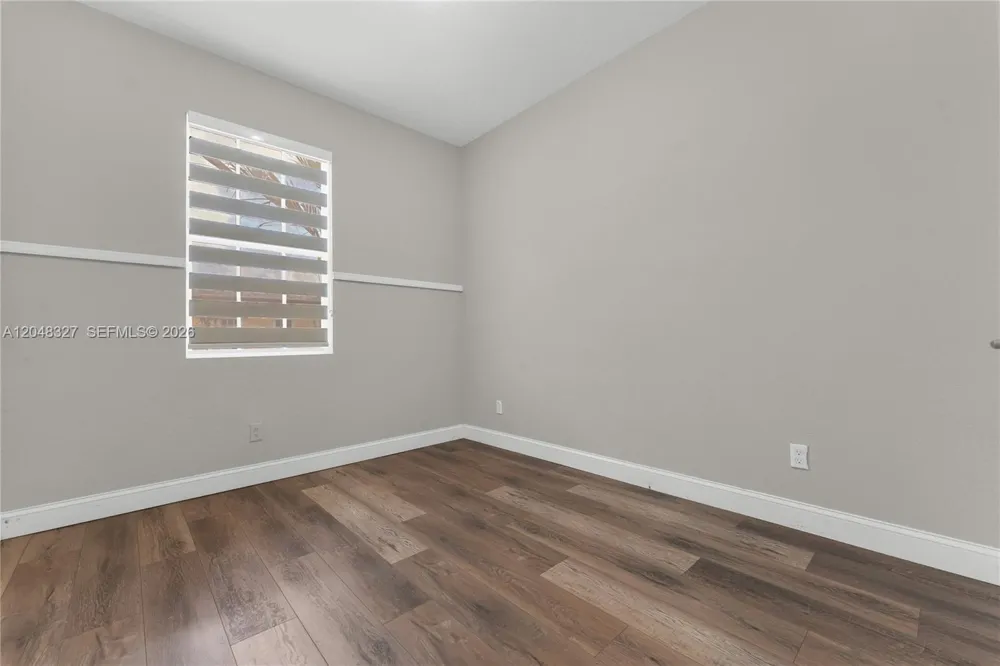 4040 NW 11th St Lauderhill, FL 33313