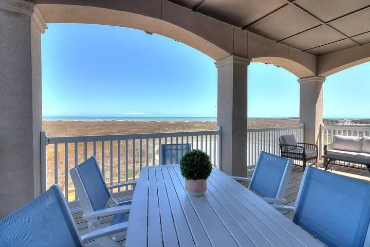 6501 Villa Castellon Drive Port Aransas, TX 78373