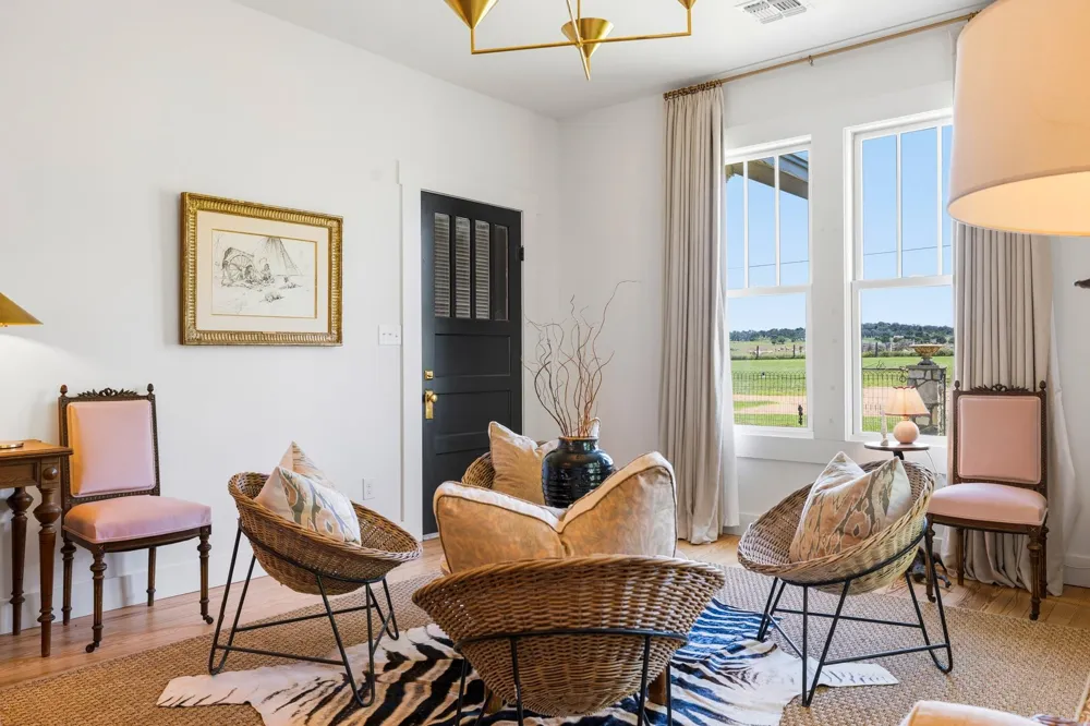 17 Dusty Farm Lane Fredericksburg, TX 78624