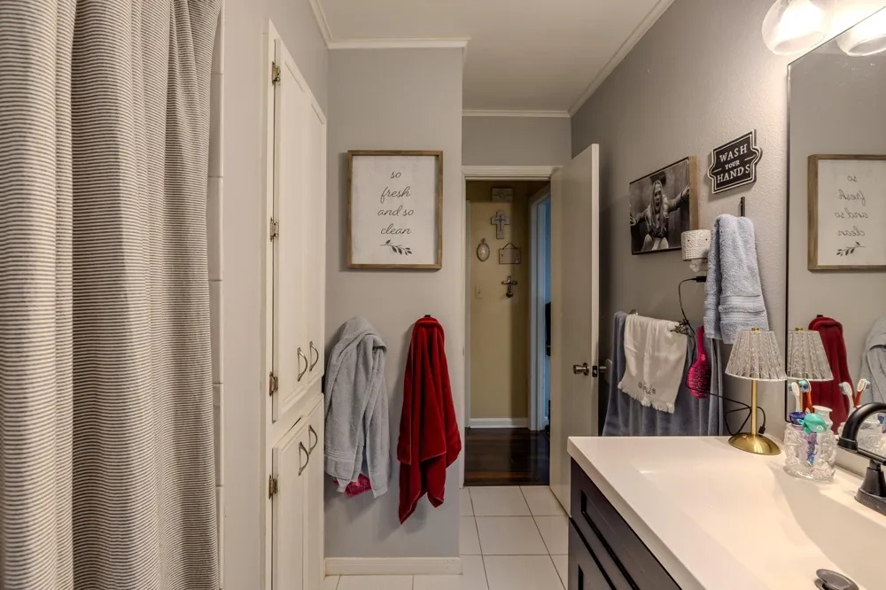 1413 Andrea Drive Bay City, TX 77414