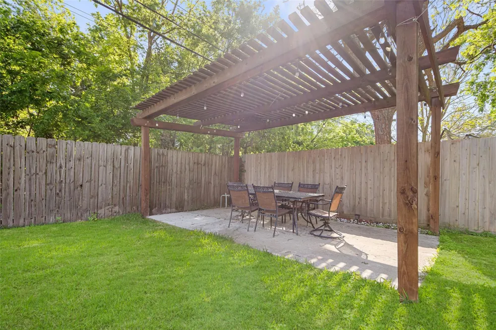 1413 Andrea Drive Bay City, TX 77414