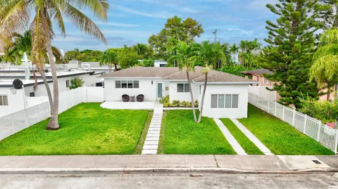 7528 Buccaneer Avenue