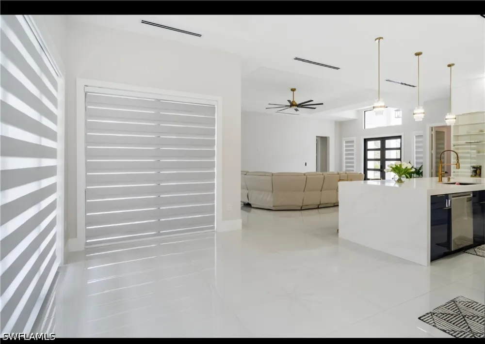 6th Avenue SE Naples, FL 34117