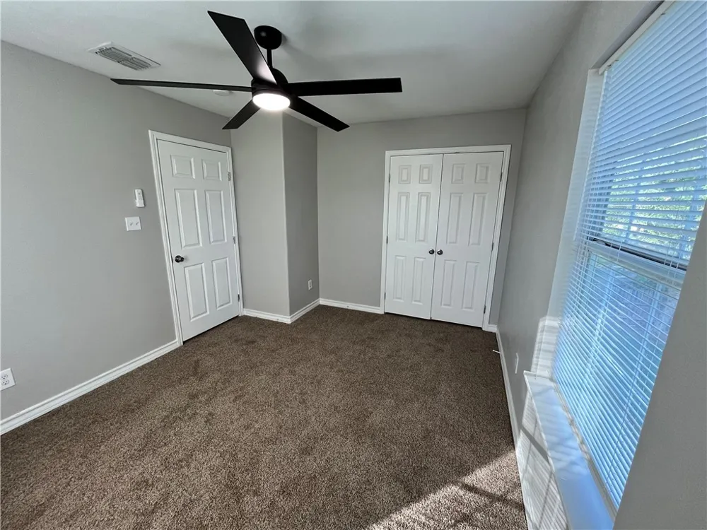 908 E Hefferman Street Beeville, TX 78102