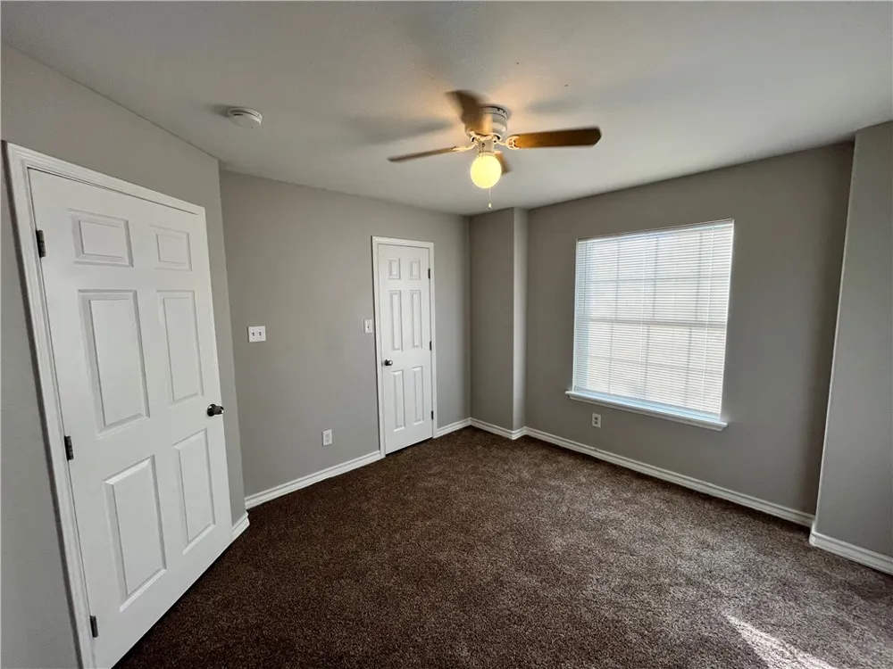 908 E Hefferman Street Beeville, TX 78102