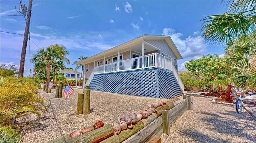 8161 Moyer Lane Bokeelia, FL 33922