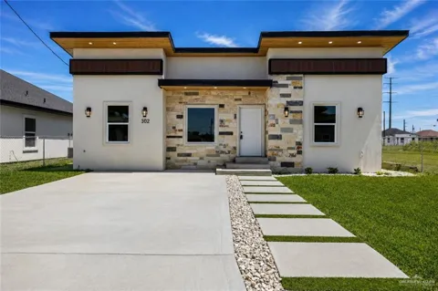 302 Valencia Drive