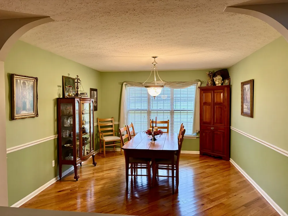 419 W Hester Rd Cottontown, TN 37048