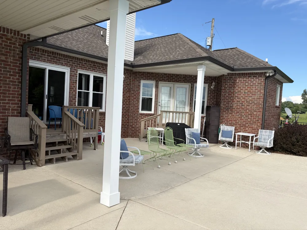 419 W Hester Rd Cottontown, TN 37048