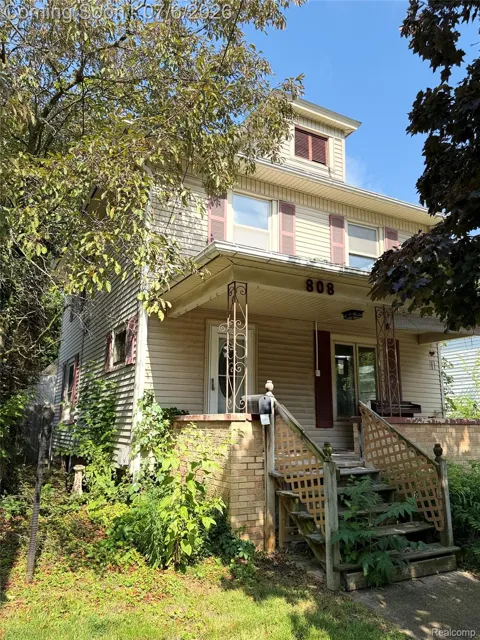 808 Division Street