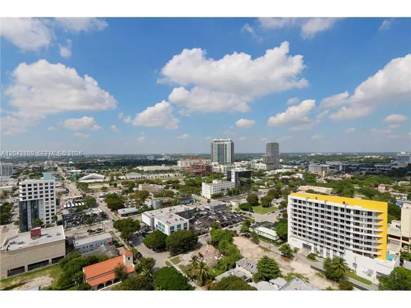 460 NE 28 STREET #2805 Miami, FL 33137