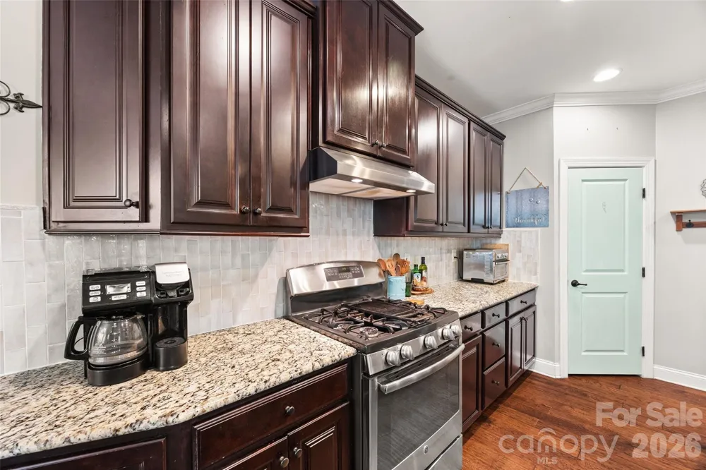 8477 Whitworth Avenue Harrisburg, NC 28075