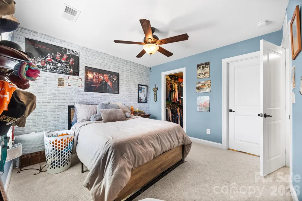 8477 Whitworth Avenue Harrisburg, NC 28075